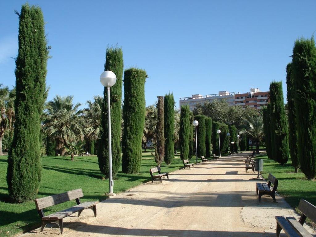 30-3- Бюджетная Комната В Квартире Для 2 Человека, Alicante Apartment Ngoại thất bức ảnh